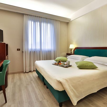 Hotel Astoria Sure Hotel Collection By Best Western Milano Esterno foto