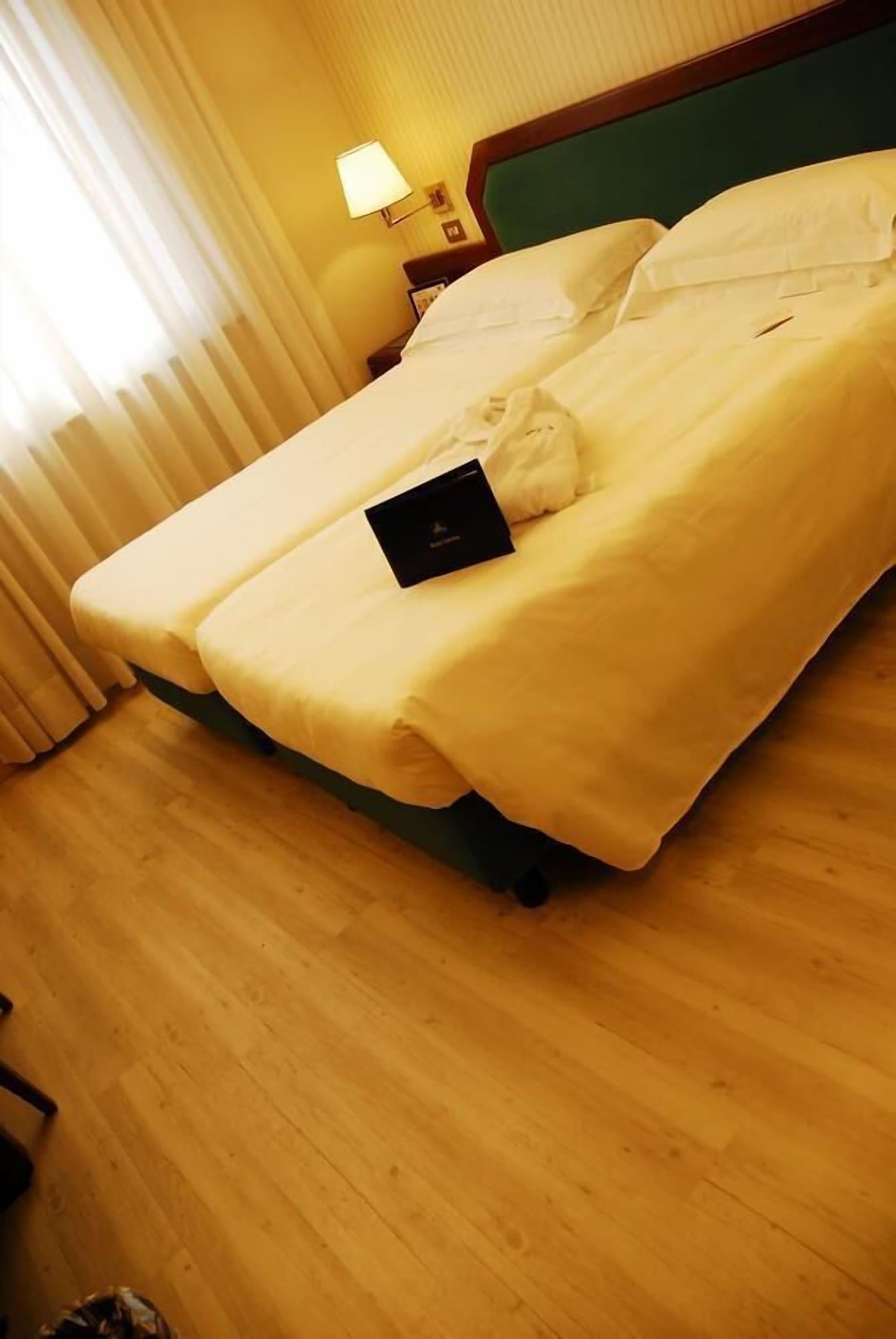 Hotel Astoria Sure Hotel Collection By Best Western Milano Esterno foto