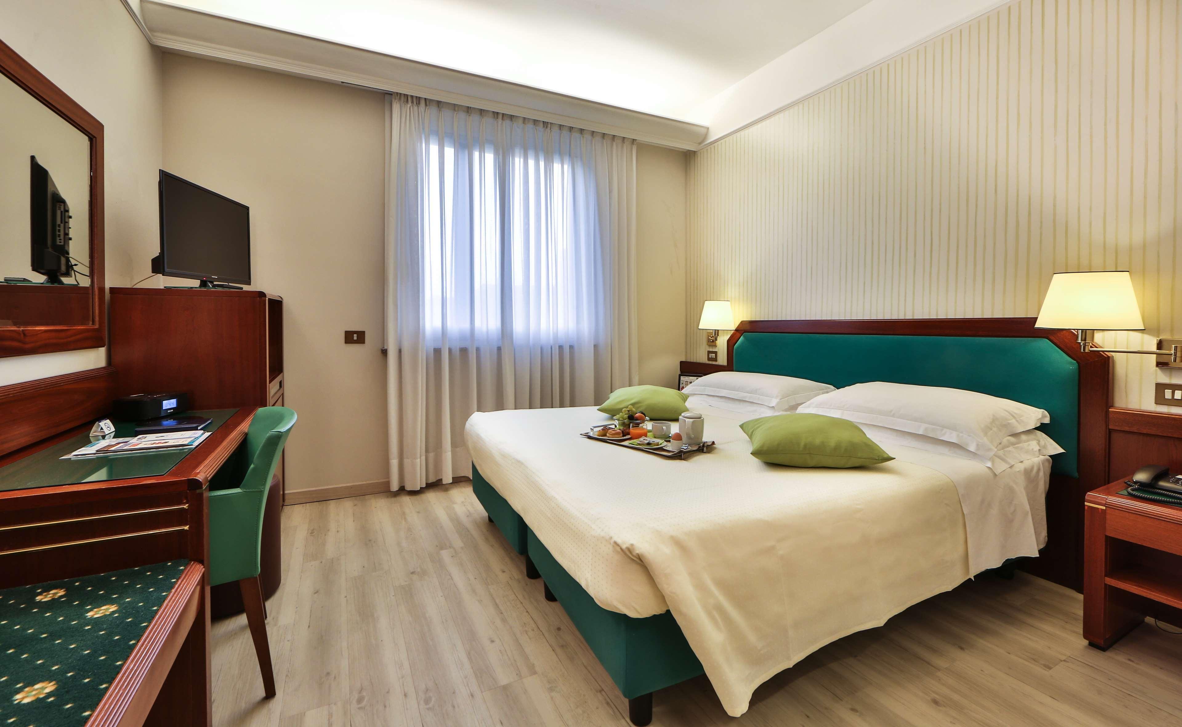 Hotel Astoria Sure Hotel Collection By Best Western Milano Esterno foto