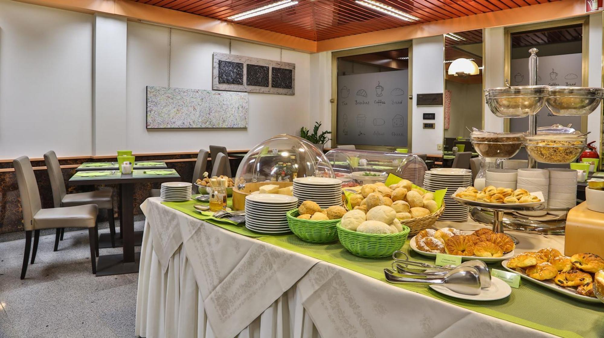 Hotel Astoria Sure Hotel Collection By Best Western Milano Esterno foto
